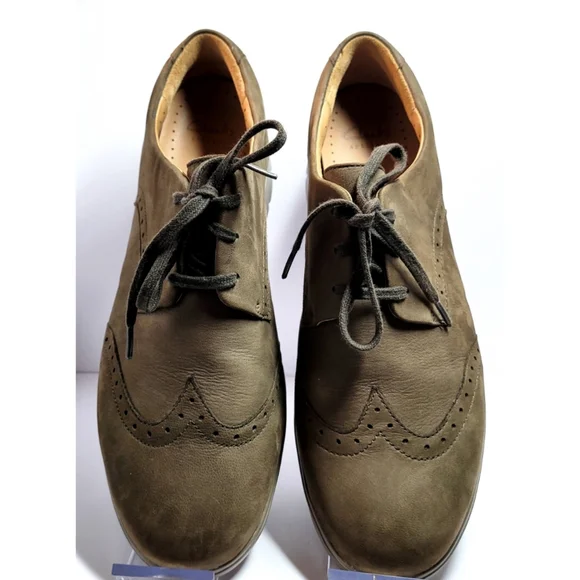 Clarks Shoes Clarks Artisan Unstructured Shoes Olive Size M